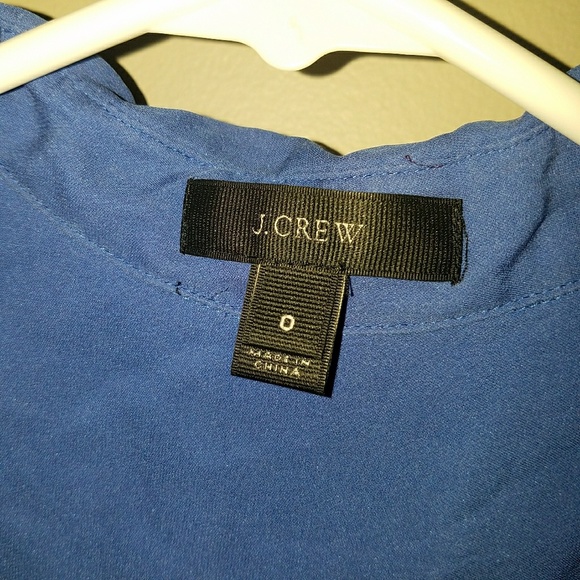 💙Sleeveless Blue Blouse💙 - Picture 2 of 3